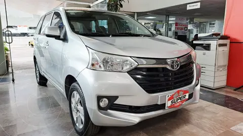 Toyota Avanza XLE Aut usado (2018) color plateado precio $247,000