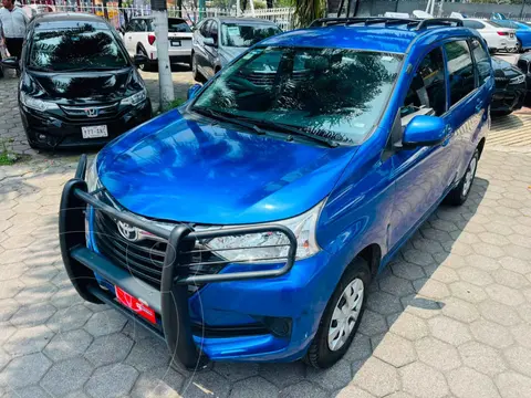Toyota Avanza LE usado (2019) color Azul precio $237,000
