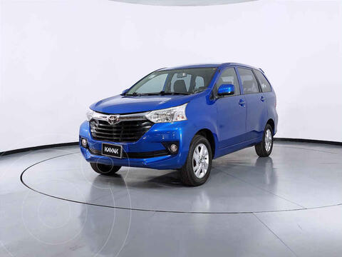 Toyota Avanza XLE Aut usado (2017) color Azul precio $246,999