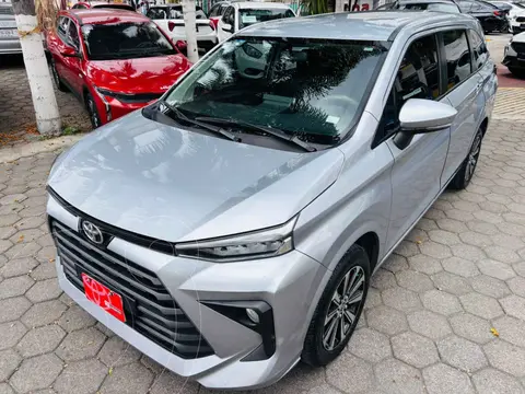 Toyota Avanza XLE Aut usado (2023) color Plata financiado en mensualidades(enganche $90,569 mensualidades desde $8,045)