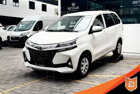 Toyota Avanza LE usado (2021) color Blanco precio $269,900