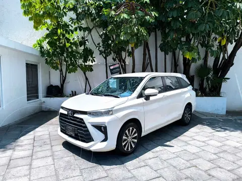 Toyota Avanza XLE Aut usado (2023) color Blanco precio $360,000