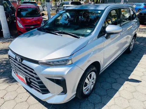 foto Toyota Avanza LE usado (2023) color Plata precio $347,000