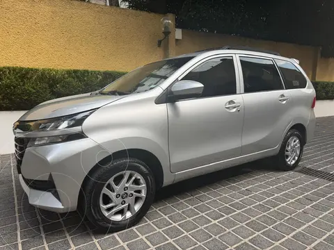 Toyota Avanza LE Aut usado (2021) color Plata precio $268,000