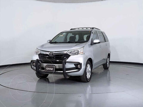 Toyota Avanza XLE Aut usado (2018) color Plata precio $260,999