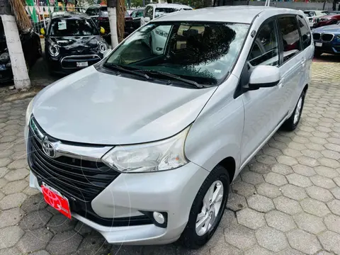 Toyota Avanza XLE Aut usado (2017) color Plata precio $217,000