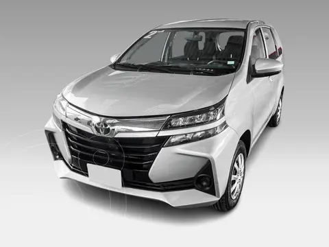 Toyota Avanza LE Aut usado (2021) color plateado precio $295,000