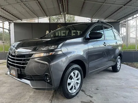 Toyota Avanza XLE usado (2020) color Plata precio $253,000