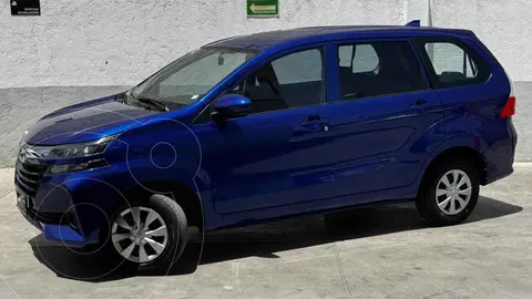 Toyota Avanza LE usado (2021) color Azul precio $294,000