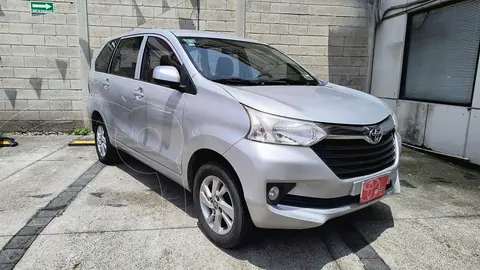 foto Toyota Avanza XLE Aut usado (2019) color plateado precio $270,000