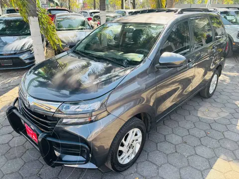 Toyota Avanza XLE usado (2021) color Gris precio $317,000