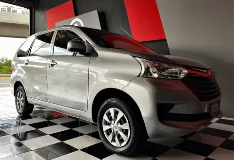 Toyota Avanza Cargo usado (2019) color Plata precio $289,000