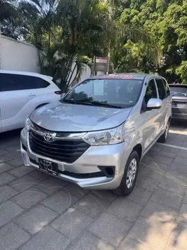 Toyota Avanza LE Aut usado (2018) color Plata precio $240,000