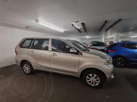 Toyota Avanza LE Aut usado (2017) color Plata precio $245,900