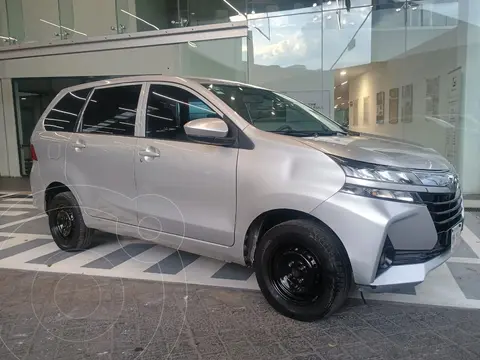 Toyota Avanza LE usado (2020) color plateado financiado en mensualidades(enganche $87,780 mensualidades desde $3,693)