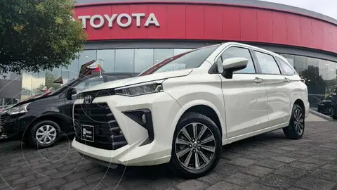 Toyota Avanza XLE usado (2022) color Blanco precio $339,000