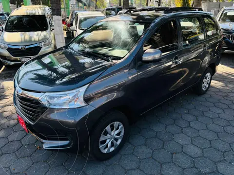 Toyota Avanza Premium usado (2017) color Gris precio $219,000