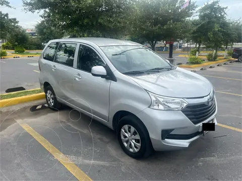 Toyota Avanza LE Aut usado (2018) color Plata precio $230,000