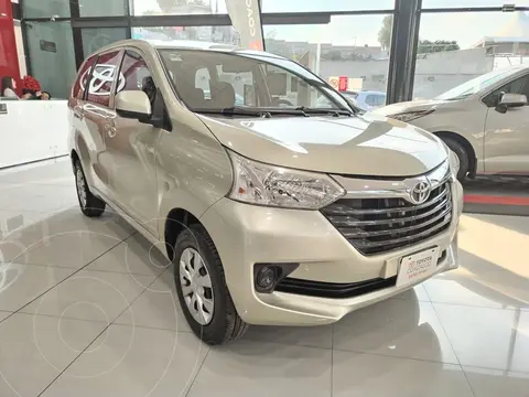 Toyota Avanza LE usado (2017) color Beige precio $215,000