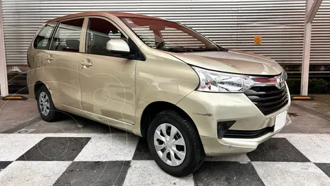 Toyota Avanza LE usado (2017) color Beige precio $190,000