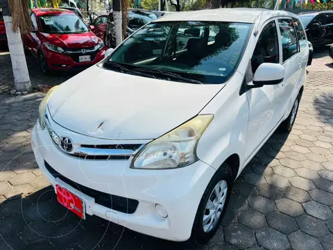 Toyota Avanza Premium usado (2013) color Blanco precio $177,000