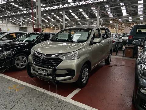 Toyota Avanza LE usado (2018) color Arena precio $249,850