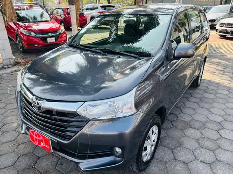 Toyota Avanza Premium Aut usado (2016) color Gris precio $197,000