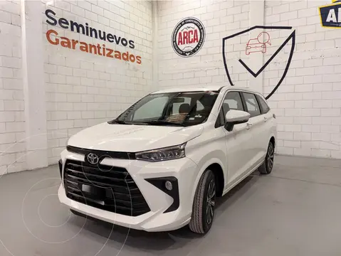 Toyota Avanza XLE Aut usado (2023) color Blanco precio $311,000