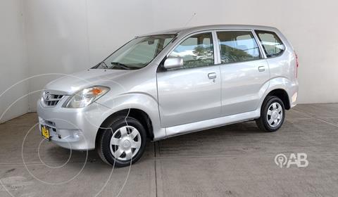 Toyota Avanza Premium usado (2011) color Plata Dorado precio $152,000
