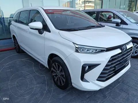 Toyota Avanza XLE Aut usado (2023) color Blanco precio $355,000