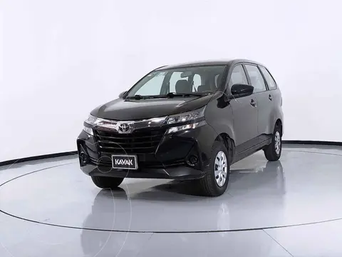 Toyota Avanza LE usado (2021) color Negro precio $301,999