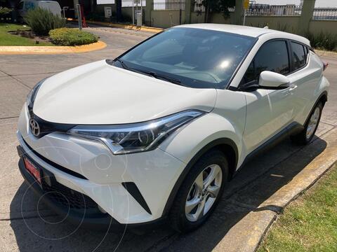 Toyota C-HR 2.0L usado (2019) color Blanco financiado en mensualidades(enganche $94,498 mensualidades desde $10,365)