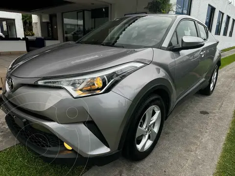 Toyota C-HR 2.0L usado (2018) color Plata precio $338,000