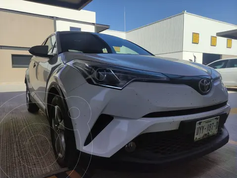 Toyota C-HR 2.0L usado (2018) color Blanco precio $320,000