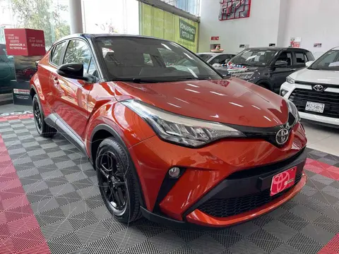 Toyota C-HR 2.0L usado (2020) color Naranja precio $390,000