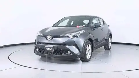 Toyota C-HR 2.0L usado (2019) color Negro precio $425,999