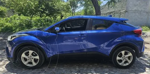 Toyota C-HR 2.0L usado (2019) color Azul precio $390,000