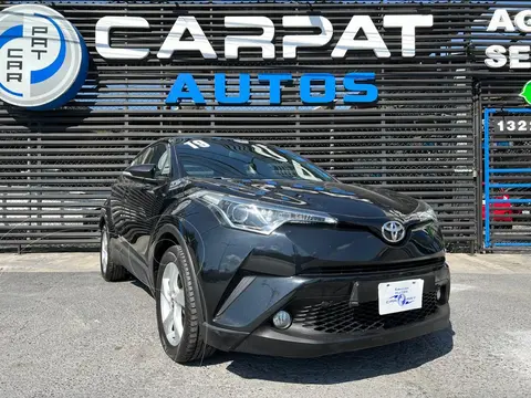 Toyota C-HR 2.0L usado (2019) color Negro financiado en mensualidades(enganche $72,380 mensualidades desde $7,543)