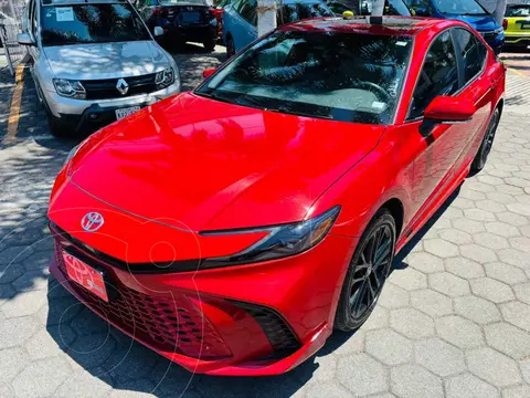 Toyota Camry HEV XSE usado (2025) color Rojo financiado en mensualidades(enganche $165,819 mensualidades desde $14,729)