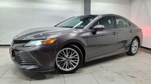 Toyota Camry XLE 2.5L usado (2019) color Gris financiado en mensualidades(enganche $78,100 mensualidades desde $7,704)
