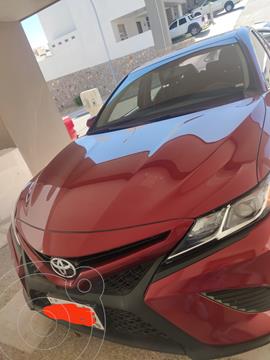 Toyota Camry SE 2.5L usado (2018) color Rojo precio $380,000