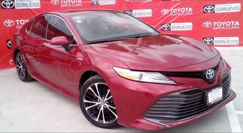 Toyota Camry XLE Hibrido usado (2019) color Rojo precio $578,000