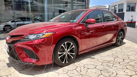 Toyota Camry SE 2.5L usado (2018) color Rojo precio $348,000