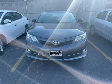 Toyota Camry SE 3.5L V6 usado (2012) color Gris precio $145,000