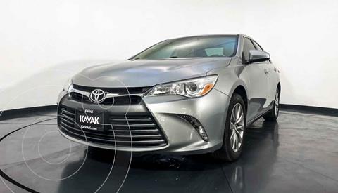 foto Toyota Camry LE 2.5L usado (2016) color Plata precio $247,999