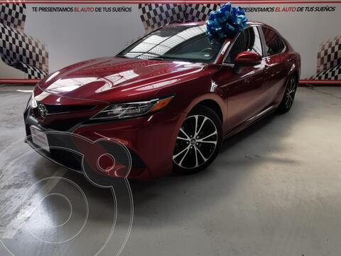 Toyota Camry SE 2.5L usado (2018) color Rojo financiado en mensualidades(enganche $119,700 mensualidades desde $8,627)