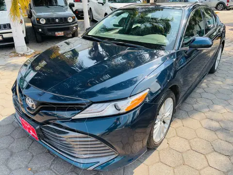 Toyota Camry XLE 2.5L usado (2019) color Azul financiado en mensualidades(enganche $101,319 mensualidades desde $8,999)