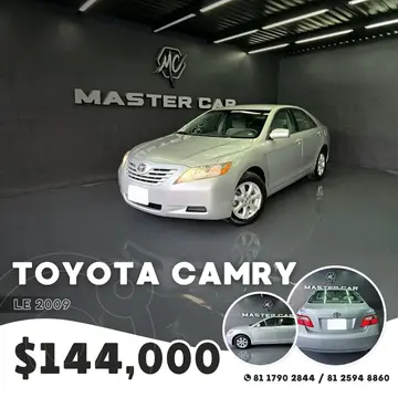 Toyota Camry LE 2.4L usado (2009) color plateado precio $144,000