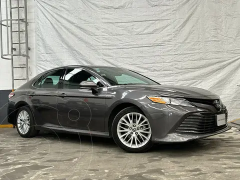 Toyota Camry LE 2.5L usado (2019) color caf precio $368,000