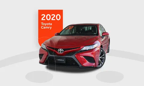 Toyota Camry SE 2.5L usado (2020) color Rojo precio $489,000